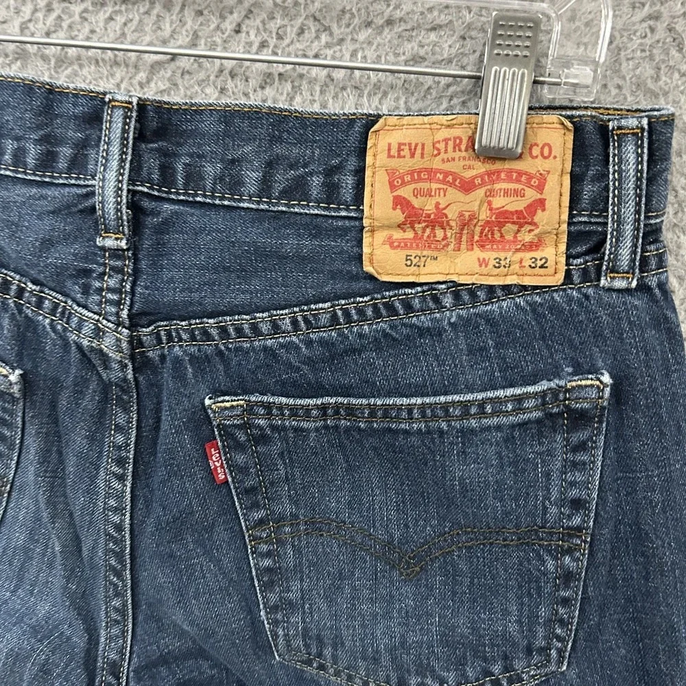 Levis Jeans Mens 33x32 (Fits 33x28) Blue Denim 527 Bootcut Medium Wash Work Wear